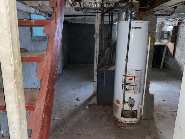 1324 8th Avenue, Schenectady, NY 12303