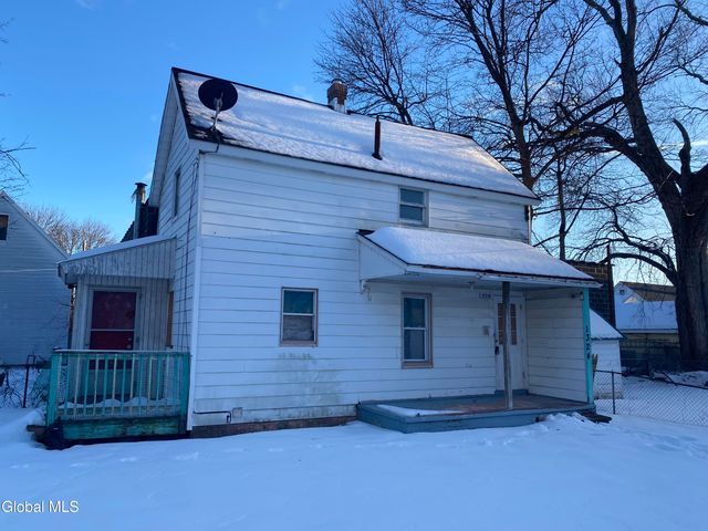 1324 8th Avenue, Schenectady, NY 12303
