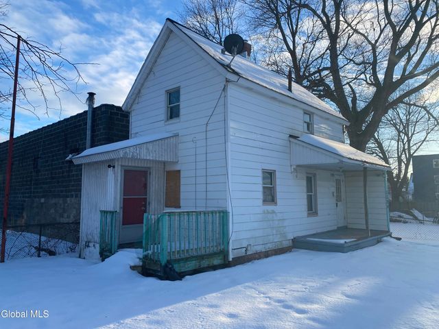 1324 8th Avenue, Schenectady, NY 12303