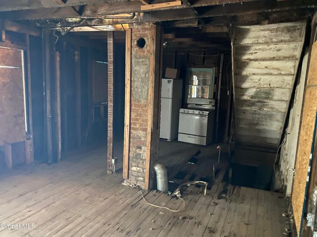 1324 8th Avenue, Schenectady, NY 12303