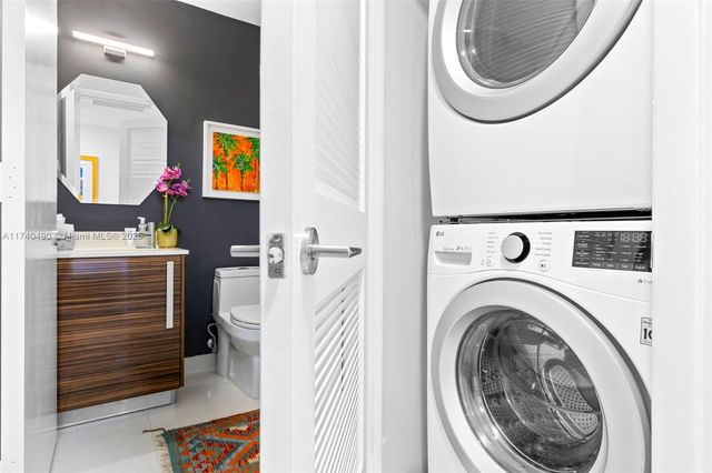 2020 N Bayshore Dr 1708, Miami, FL 33137