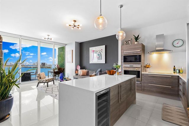 2020 N Bayshore Dr 1708, Miami, FL 33137