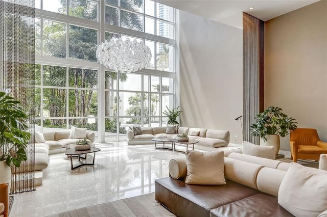 2020 N Bayshore Dr 1708, Miami, FL 33137