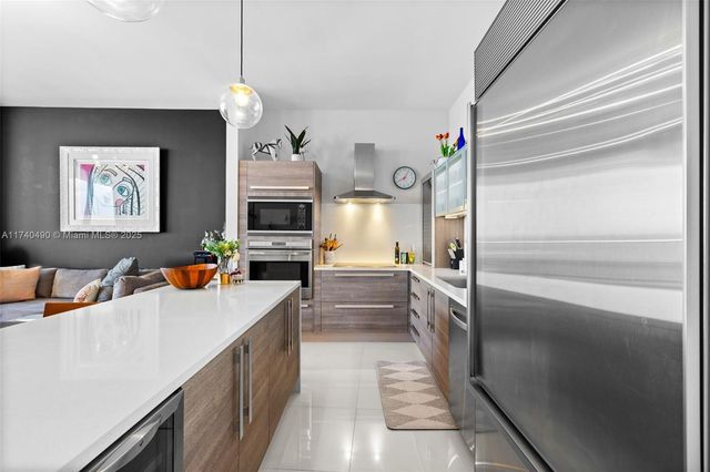 2020 N Bayshore Dr 1708, Miami, FL 33137