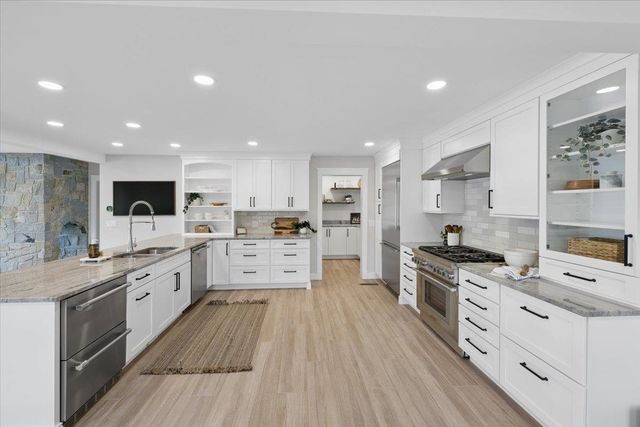 78 Rollins Road, Alton, NH 03810