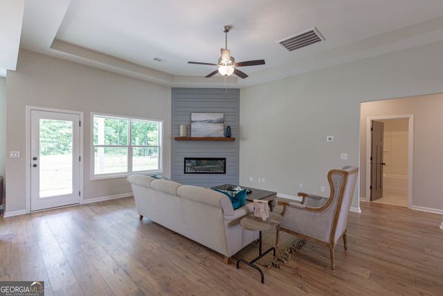 204 Maddington Court, Senoia, GA 30276