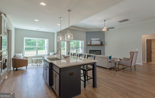 204 Maddington Court, Senoia, GA 30276