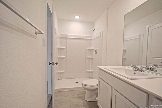 3738 SWIFT FOX RD, New Braunfels, TX 78132
