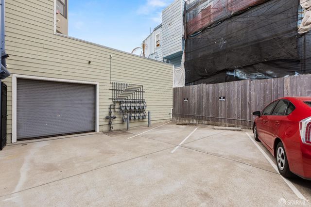 2893 24th Street, San Francisco, CA 94110