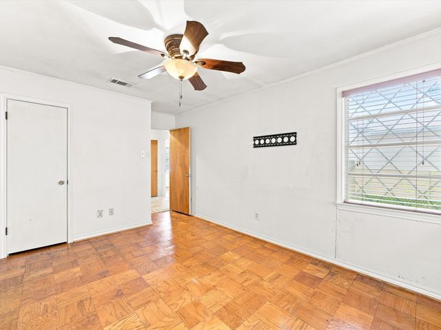 3323 William Brewster Drive, Irving, TX 75062
