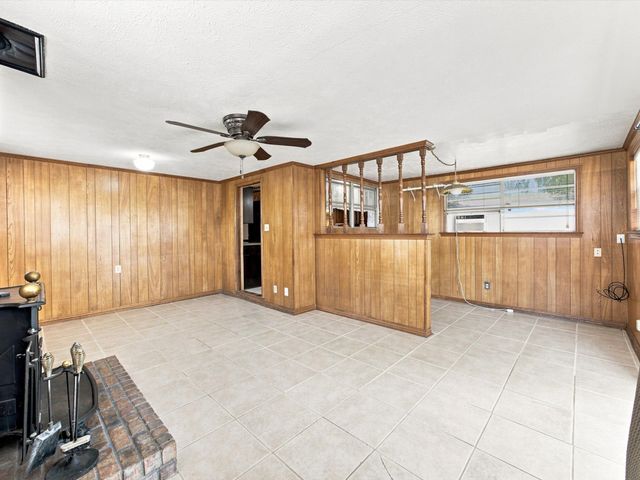 3323 William Brewster Drive, Irving, TX 75062