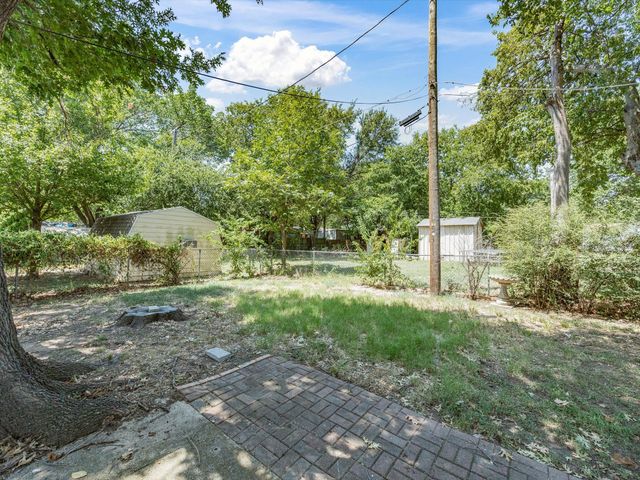 3323 William Brewster Drive, Irving, TX 75062