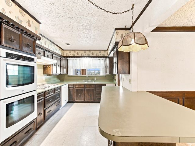 3323 William Brewster Drive, Irving, TX 75062