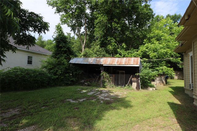 1414 Wesley Street, Greenville, TX 75401