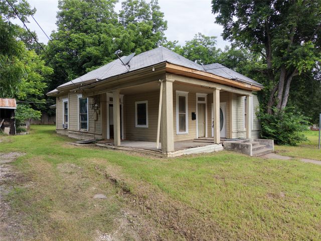 1414 Wesley Street, Greenville, TX 75401