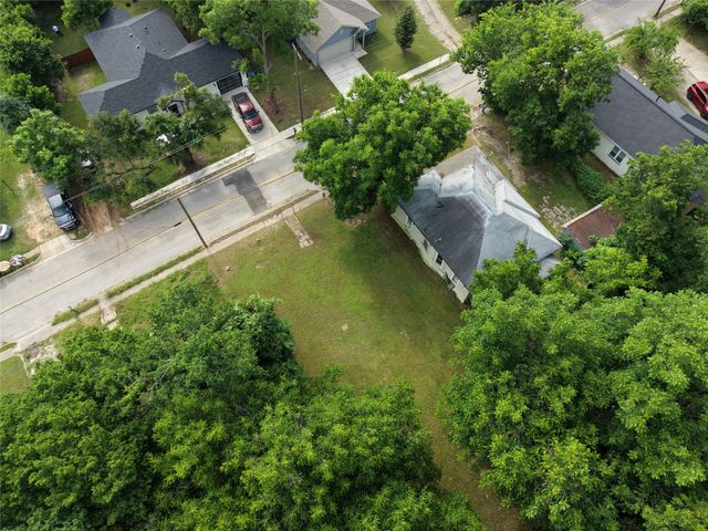 1414 Wesley Street, Greenville, TX 75401