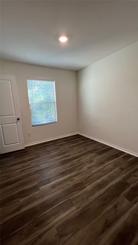 418 S 3rd Street 1, Bonham, TX 75418