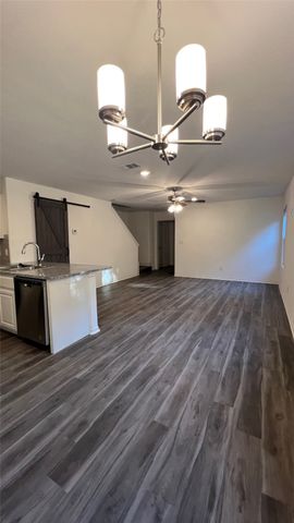 418 S 3rd Street 1, Bonham, TX 75418