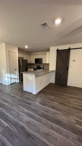 418 S 3rd Street 1, Bonham, TX 75418