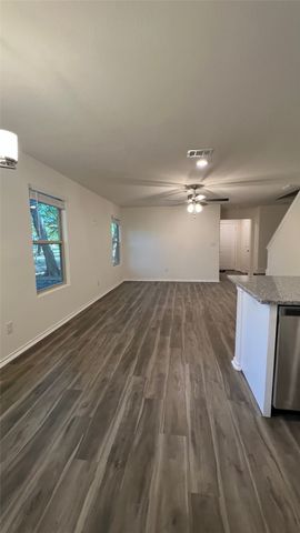 418 S 3rd Street 1, Bonham, TX 75418