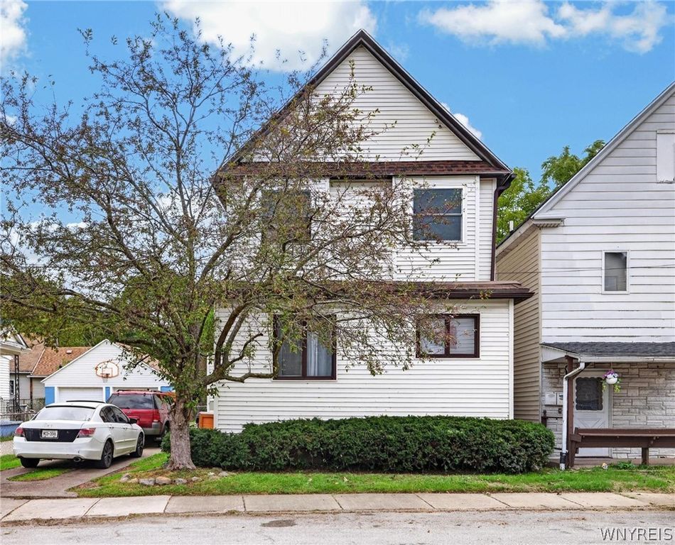 46 Warsaw Street, Lackawanna, NY 14218