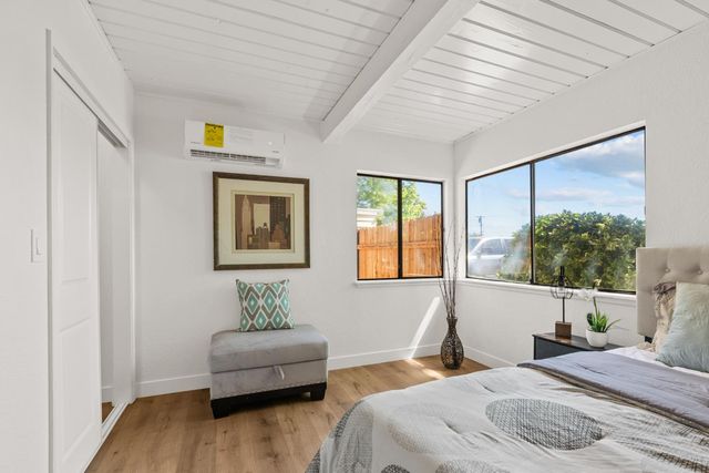 5915 35th Ave, Sacramento, CA 95824