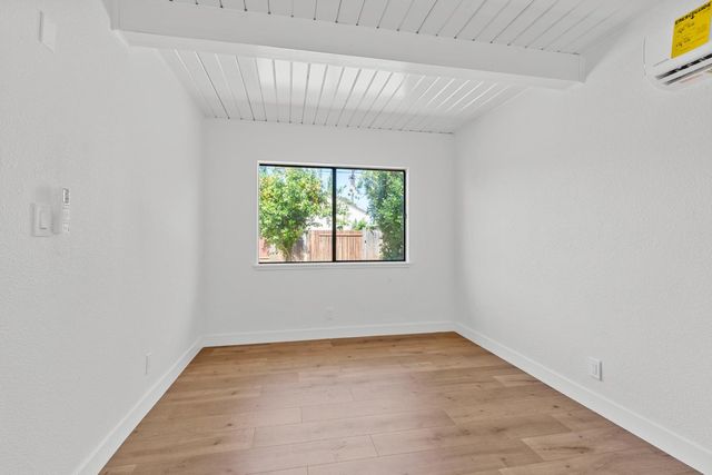 5915 35th Ave, Sacramento, CA 95824