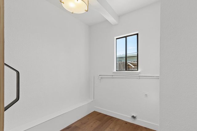 5915 35th Ave, Sacramento, CA 95824