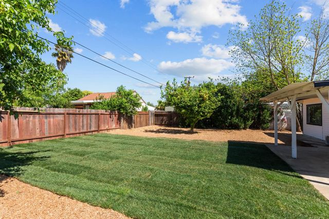 5915 35th Ave, Sacramento, CA 95824