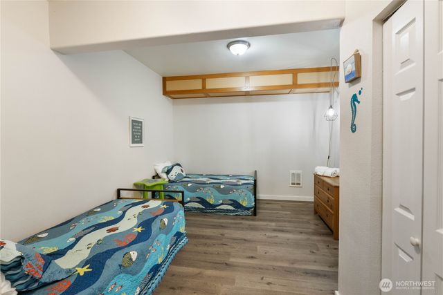 560 Point Brown Avenue NE, Ocean Shores, WA 98569