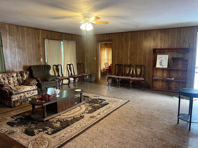 2219 W 34th, Pine Bluff, AR 71603