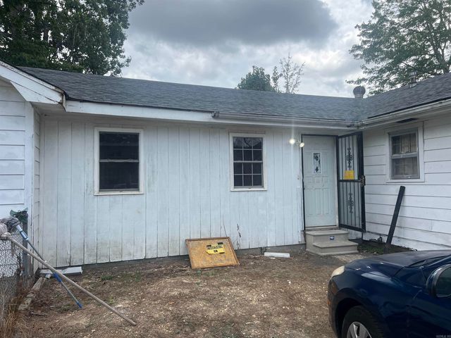 2219 W 34th, Pine Bluff, AR 71603