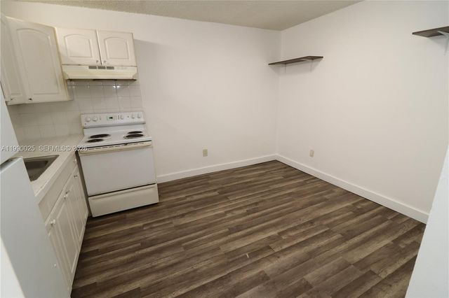 951 SW 7th St 2, Miami, FL 33130