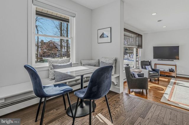 2400 W HEATHER RD, Wilmington, DE 19803