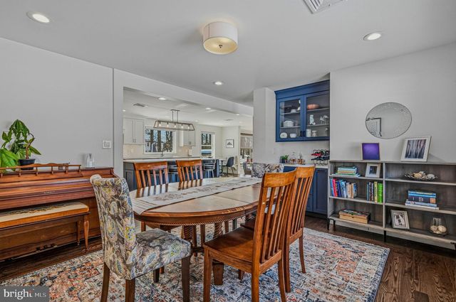 2400 W HEATHER RD, Wilmington, DE 19803