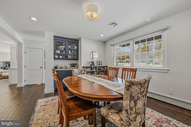 2400 W HEATHER RD, Wilmington, DE 19803