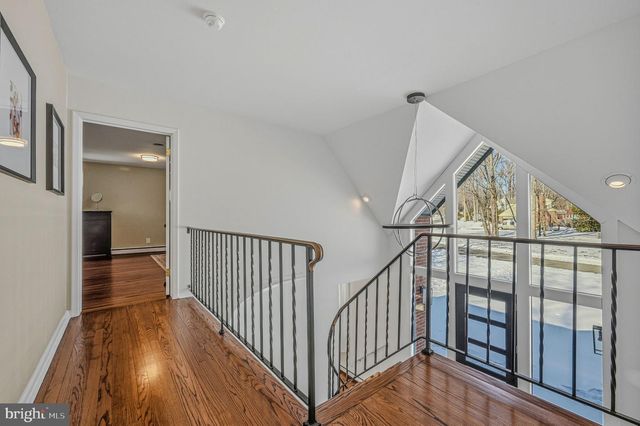 2400 W HEATHER RD, Wilmington, DE 19803