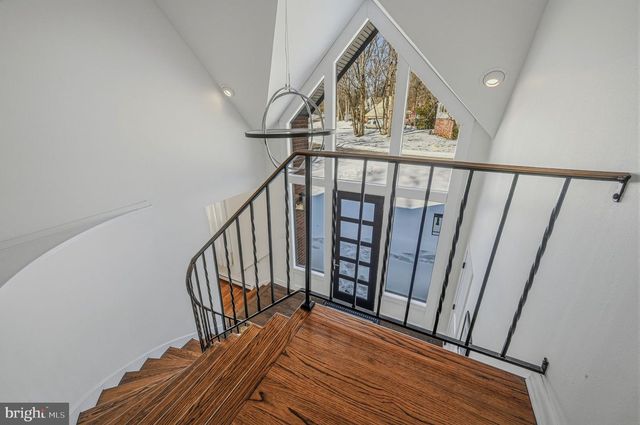 2400 W HEATHER RD, Wilmington, DE 19803