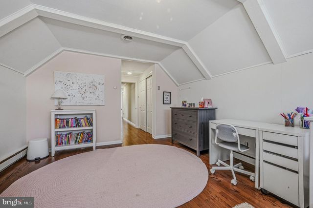 2400 W HEATHER RD, Wilmington, DE 19803