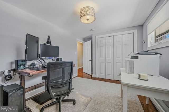 2400 W HEATHER RD, Wilmington, DE 19803