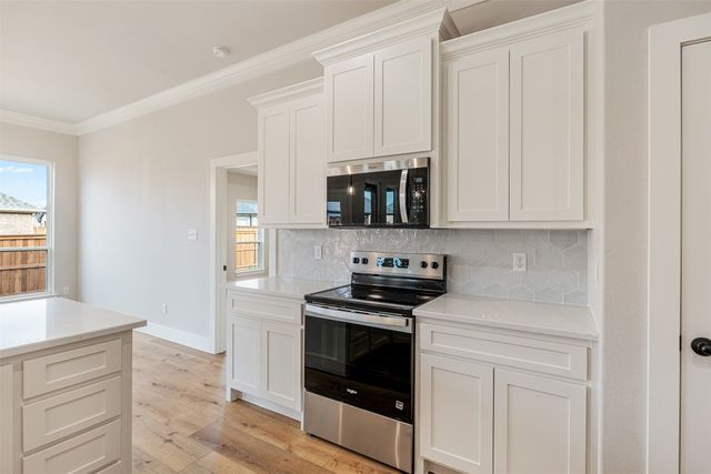 504 Limestone Circle, Mabank, TX 75147