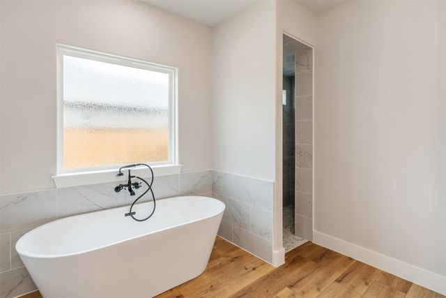 504 Limestone Circle, Mabank, TX 75147