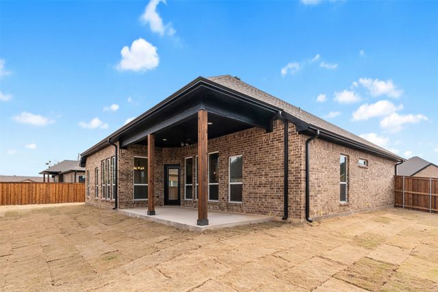 504 Limestone Circle, Mabank, TX 75147