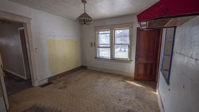 324 E NORTH LAKE STREET, Hancock, WI 54943