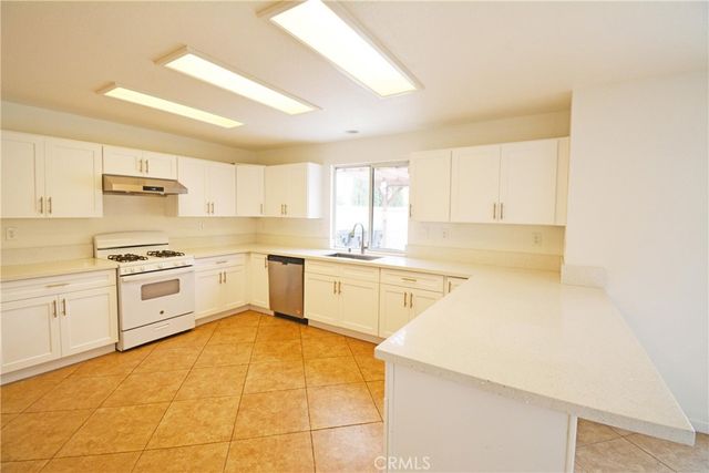 16437 Colebridge Ct, Chino Hills, CA 91709