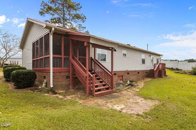 46 Carroll Davis Lane, Holly Springs, NC 27540