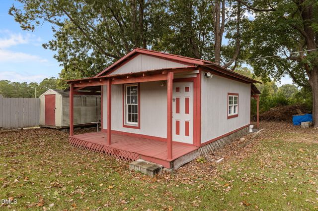 46 Carroll Davis Lane, Holly Springs, NC 27540