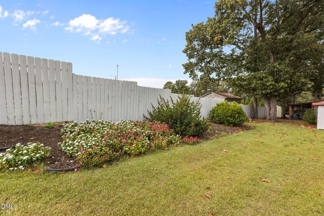 46 Carroll Davis Lane, Holly Springs, NC 27540