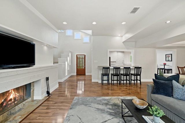 6101 Gun Bow CT, Austin, TX 78746