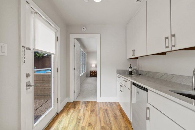 6101 Gun Bow CT, Austin, TX 78746